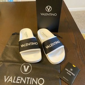 NEW Valentino slides